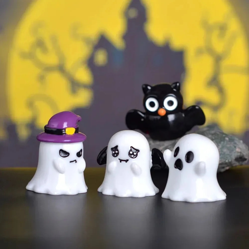 6Pcs Luminous Figurine Miniature Halloween Cartoon Pumpkin Ghost Micro Landscape Ornaments Home Office Desk Room Decorations