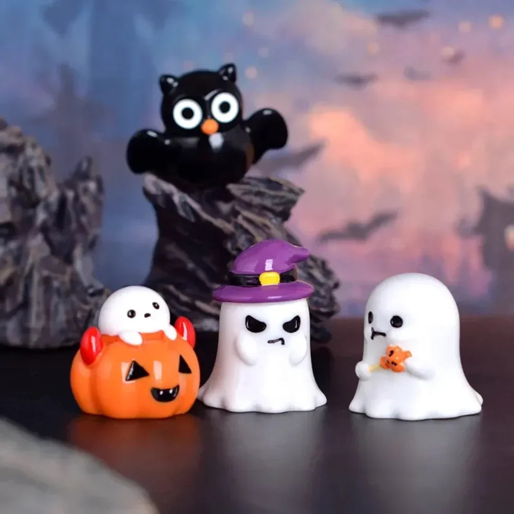 6Pcs Luminous Figurine Miniature Halloween Cartoon Pumpkin Ghost Micro Landscape Ornaments Home Office Desk Room Decorations