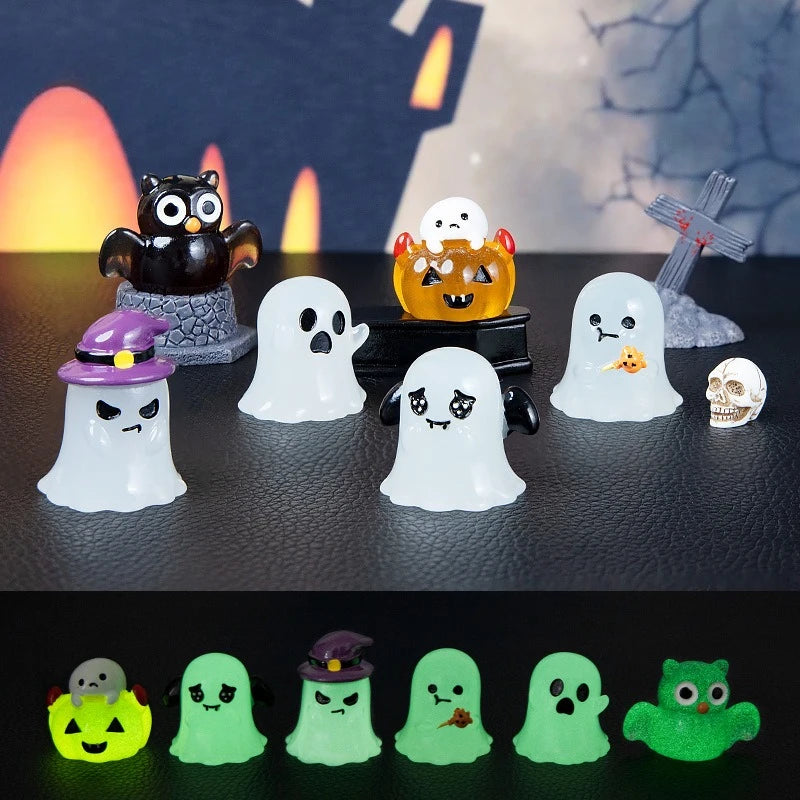 6Pcs Luminous Figurine Miniature Halloween Cartoon Pumpkin Ghost Micro Landscape Ornaments Home Office Desk Room Decorations
